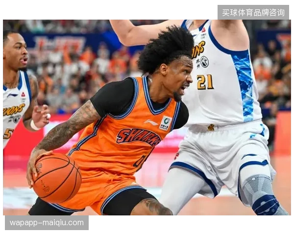 古德温凭借总决赛的统治级发挥斩获FMVP，其身价飙升并吸引欧洲豪门巴塞罗那关注